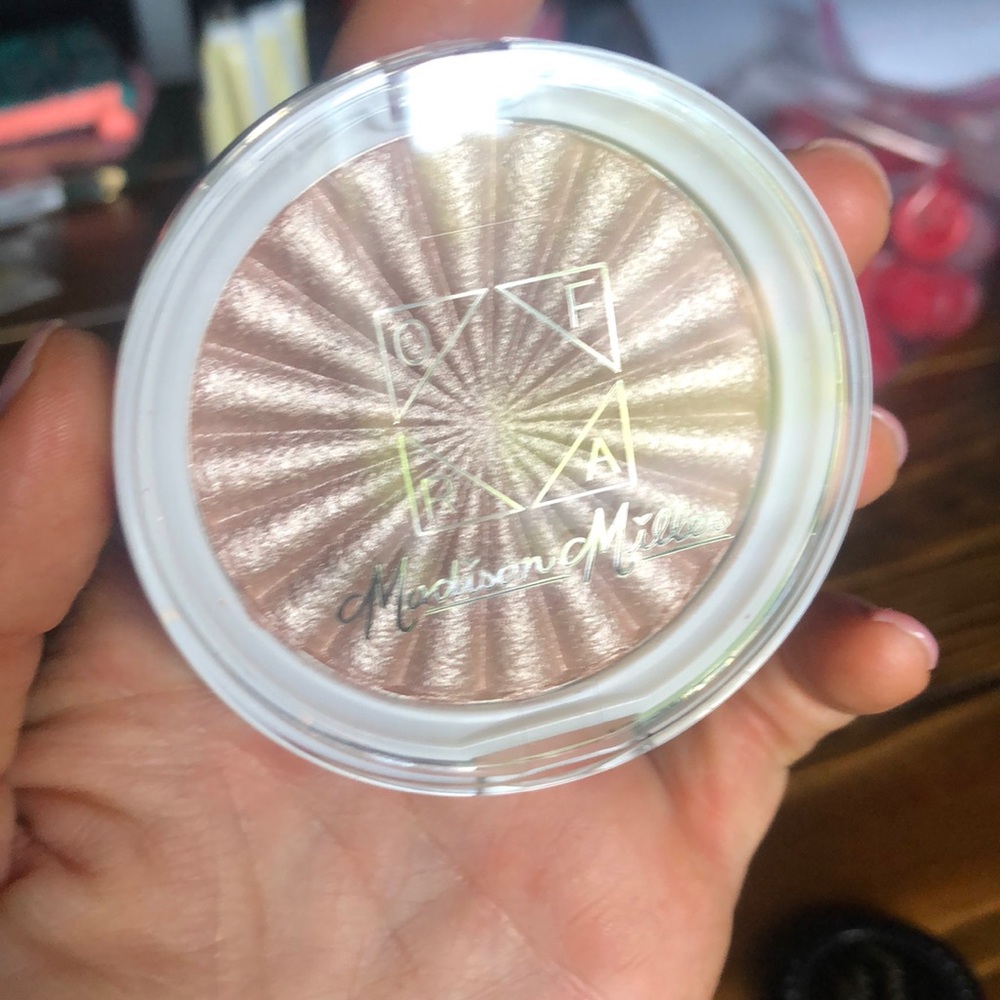 Madison Miller highlighter